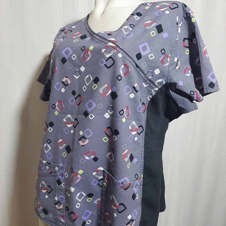 POLERA GRIS CON ESTAMPADO SCRUBSTAR TALLA XL 3