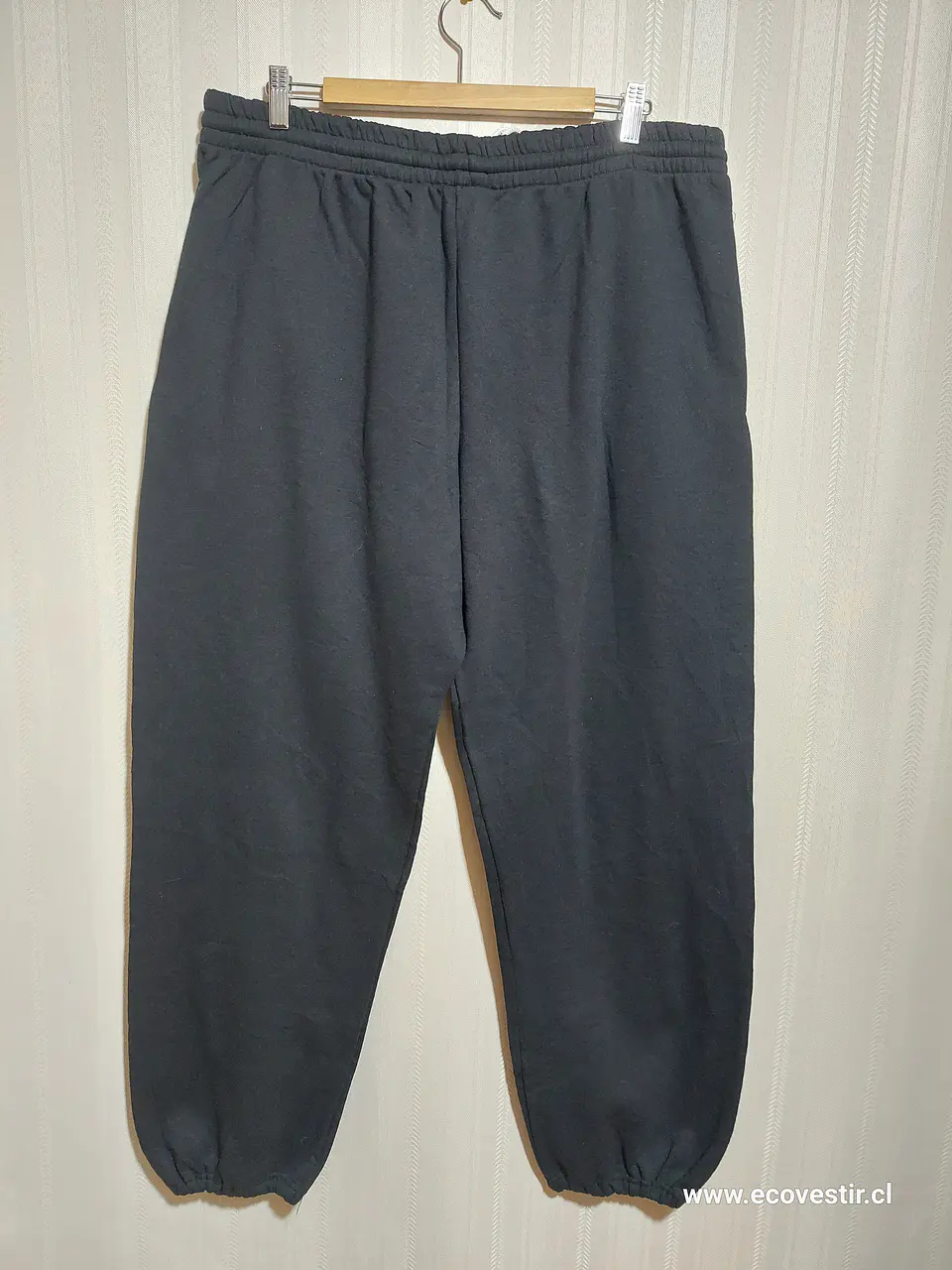 PANTALÓN BUZO NEGRO FRUIT OF THE LOOM TALLA XL 2