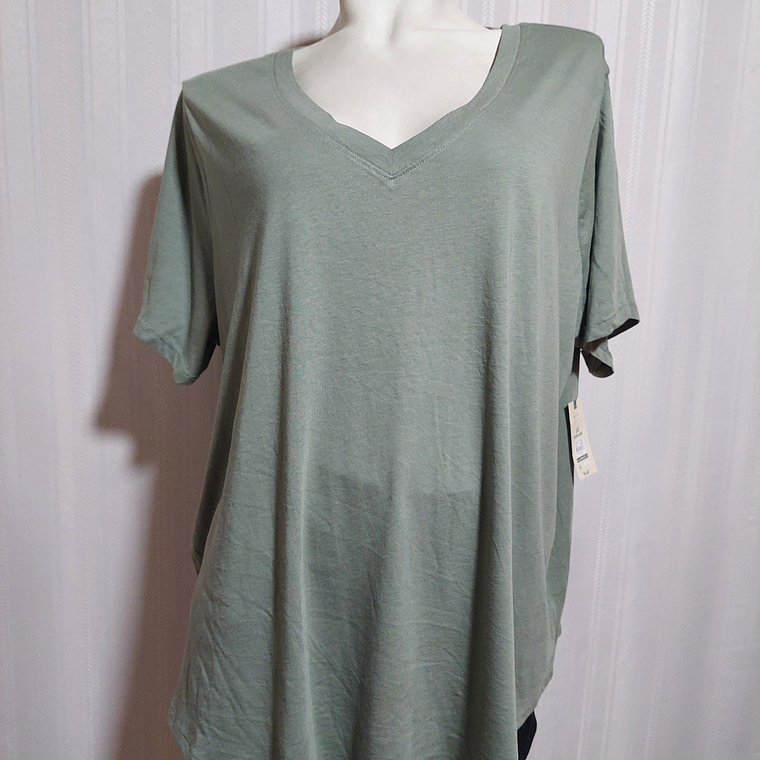 POLERA MC VERDE TERRA E SKY TALLA 2X 2