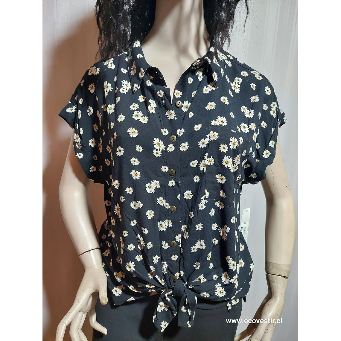 BLUSA ESTAMPADA NEGRA NO BOUNDARIES TALLA XXL 2