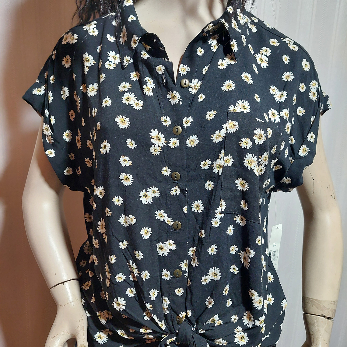 BLUSA ESTAMPADA NEGRA NO BOUNDARIES TALLA XXL 2