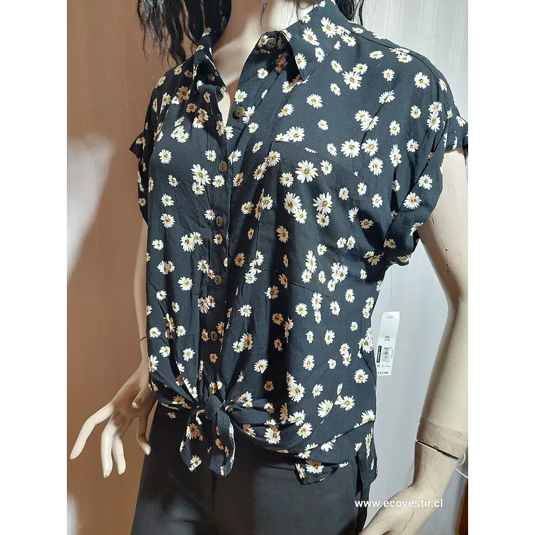 BLUSA ESTAMPADA NEGRA NO BOUNDARIES TALLA XXL 3
