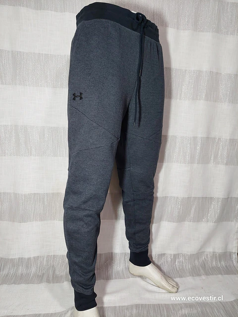 PANTALÓN BUZO GRIS UNDER ARMOUR TALLA 2XL