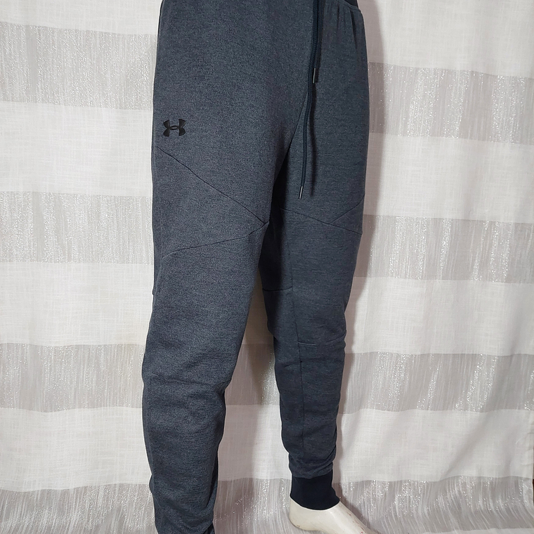 PANTALÓN BUZO GRIS UNDER ARMOUR TALLA 2XL 1