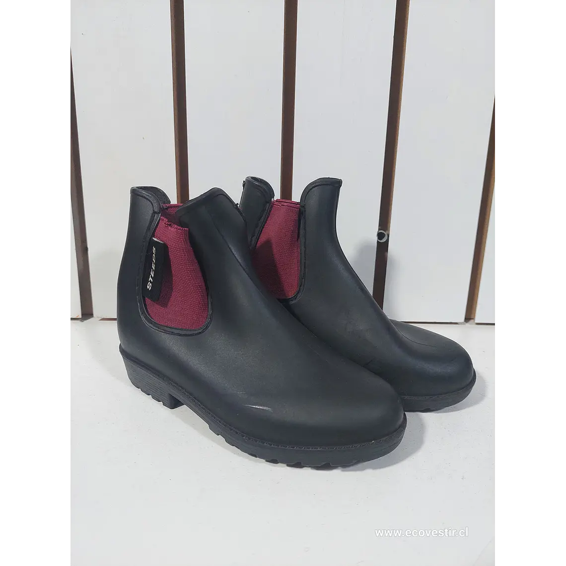 BOTIN DE AGUA NIÑO NEGRO  NRO.26 1