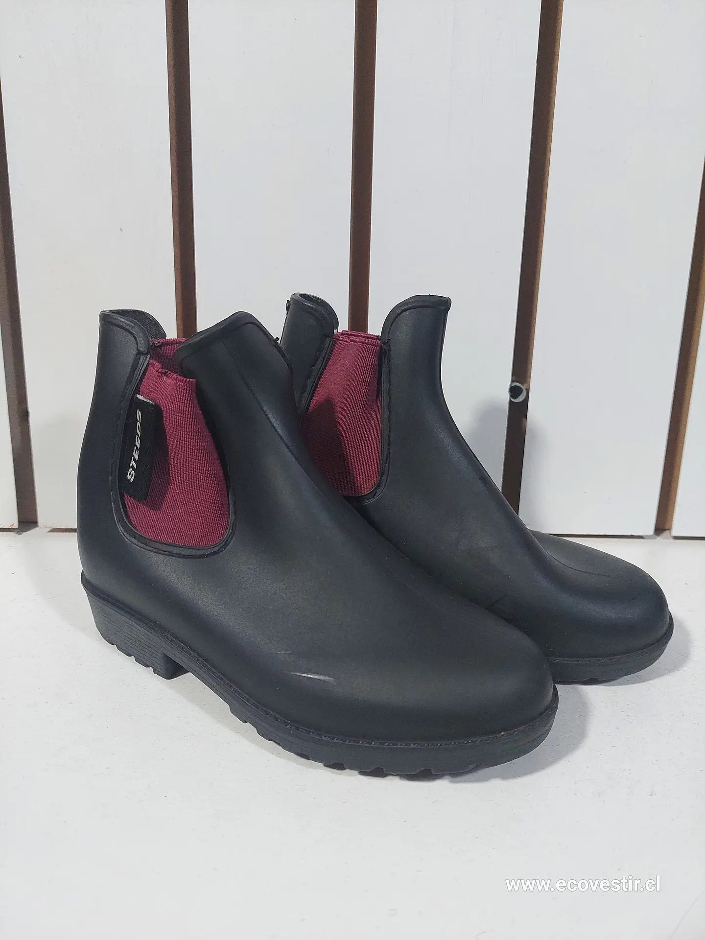 BOTIN DE AGUA NIÑO NEGRO  NRO.26 1