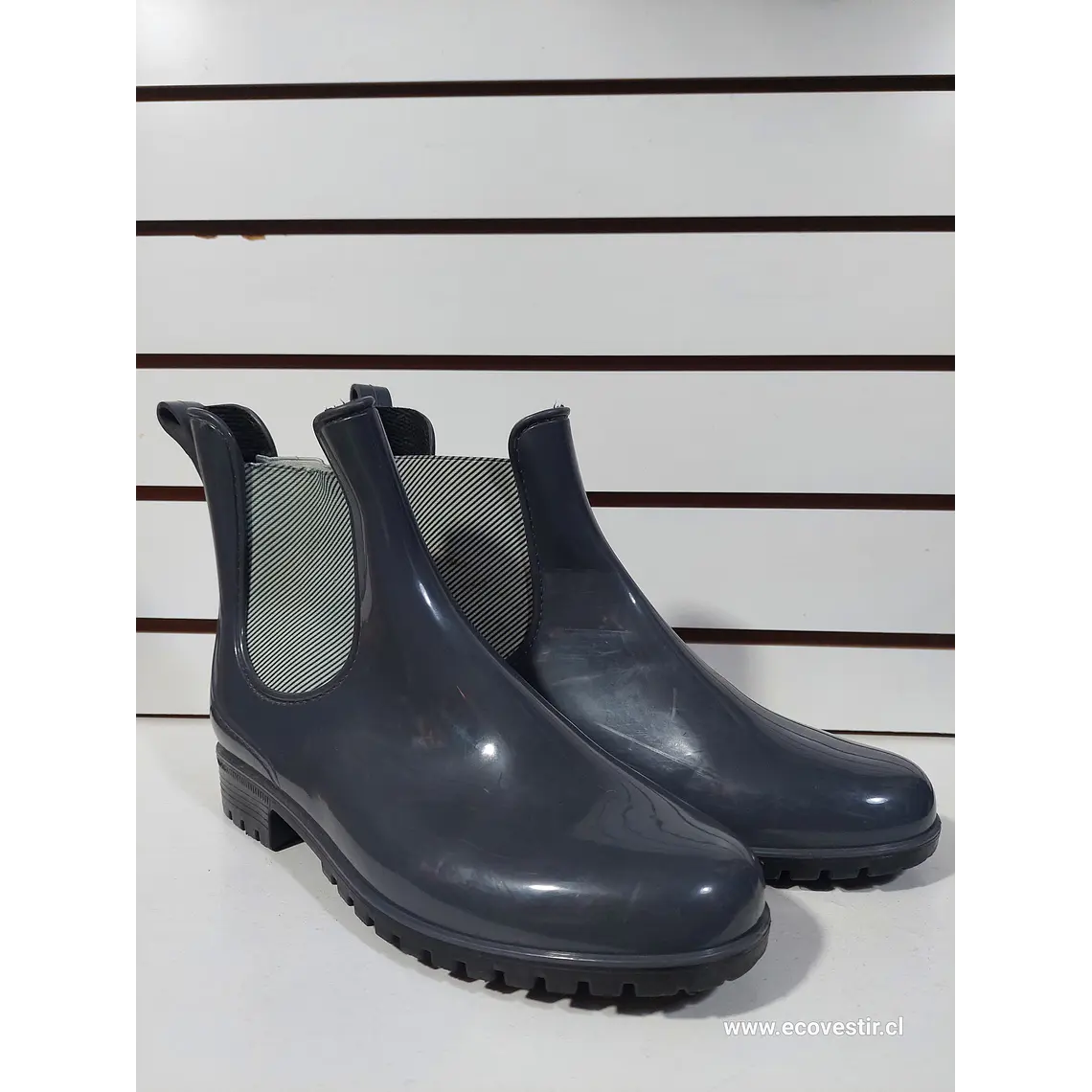 BOTIN DE AGUA MUJER GRIS NRO.37 1
