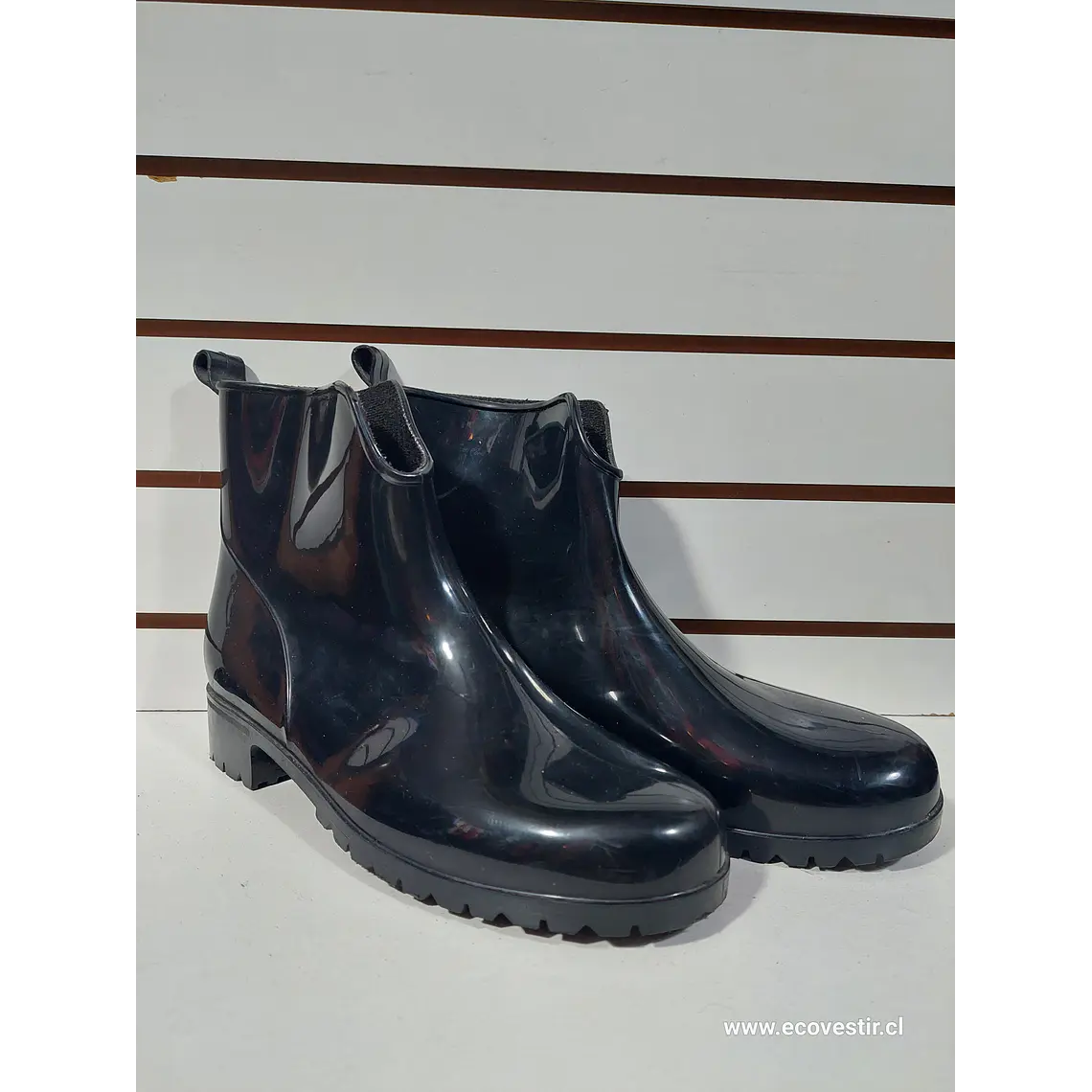 BOTIN DE AGUA MUJER NEGRO NRO.40  1