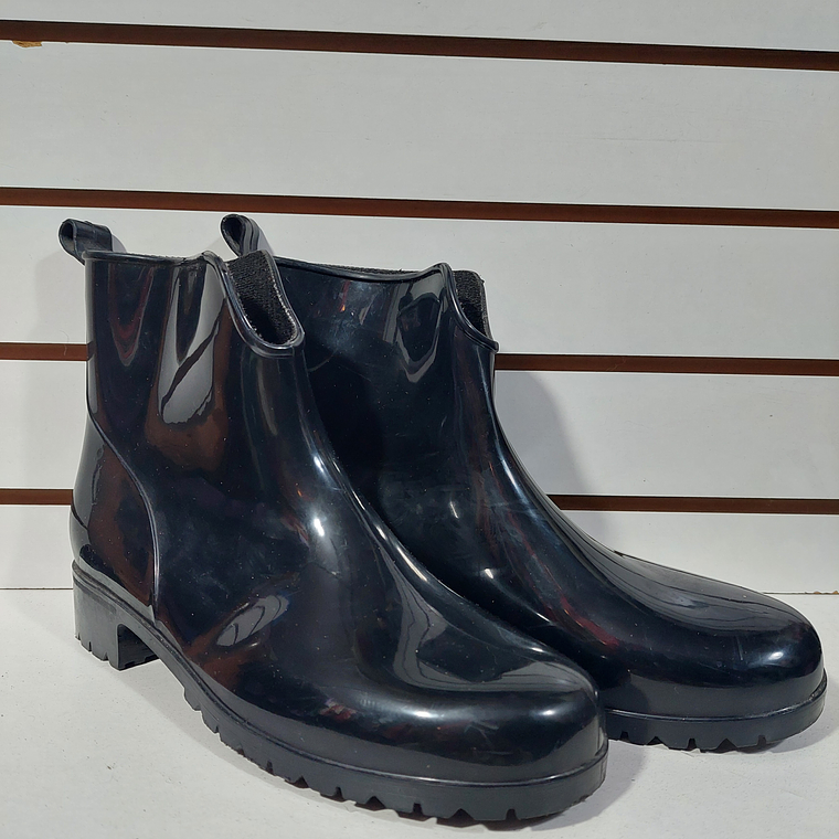 BOTIN DE AGUA MUJER NEGRO NRO.40  1