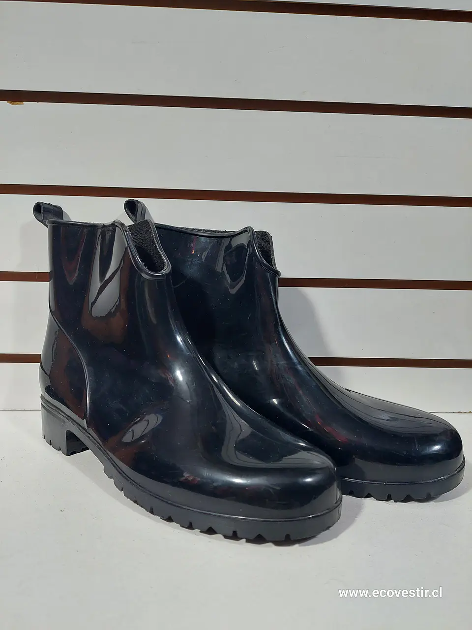 BOTIN DE AGUA MUJER NEGRO NRO.40  1