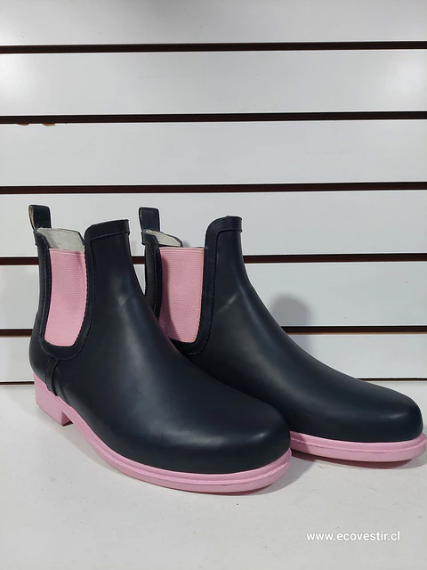 BOTIN DE AGUA MUJER NEGRO NRO. 38