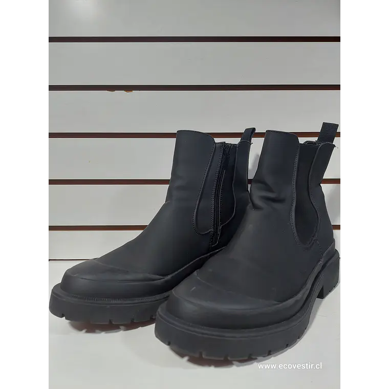 BOTIN HOMBRE NEGRO NRO. 40 1