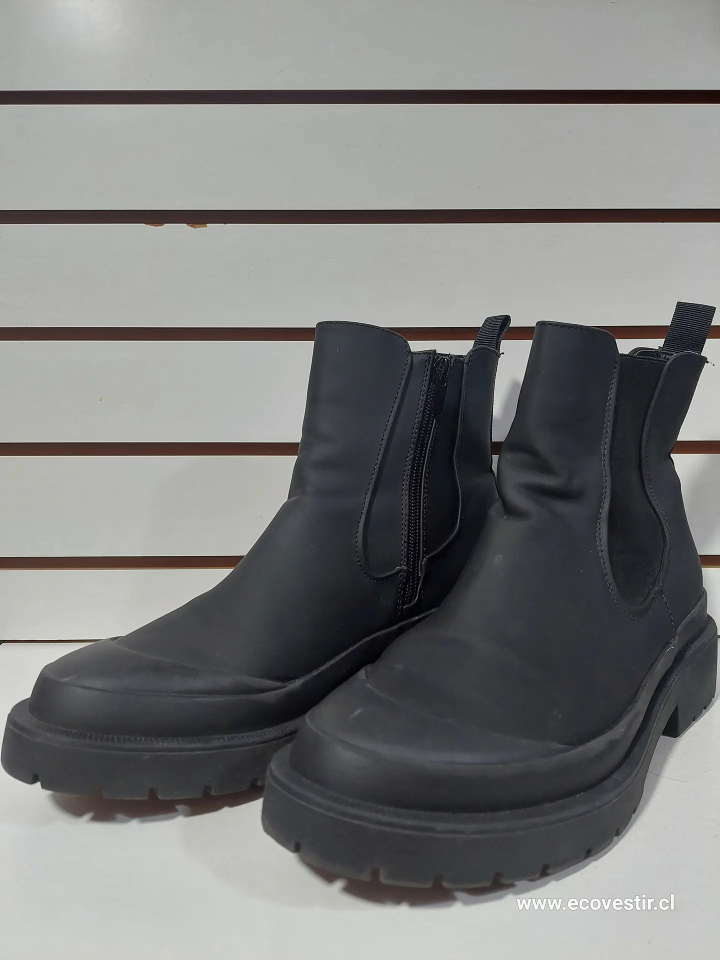 BOTIN HOMBRE NEGRO NRO. 40 1