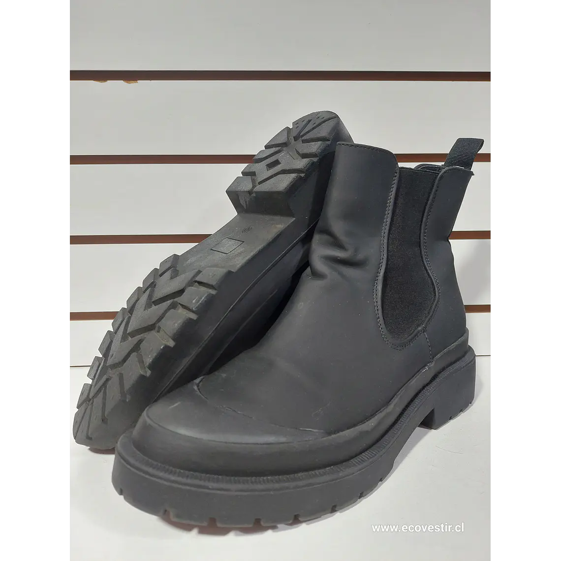 BOTIN HOMBRE NEGRO NRO. 40 2