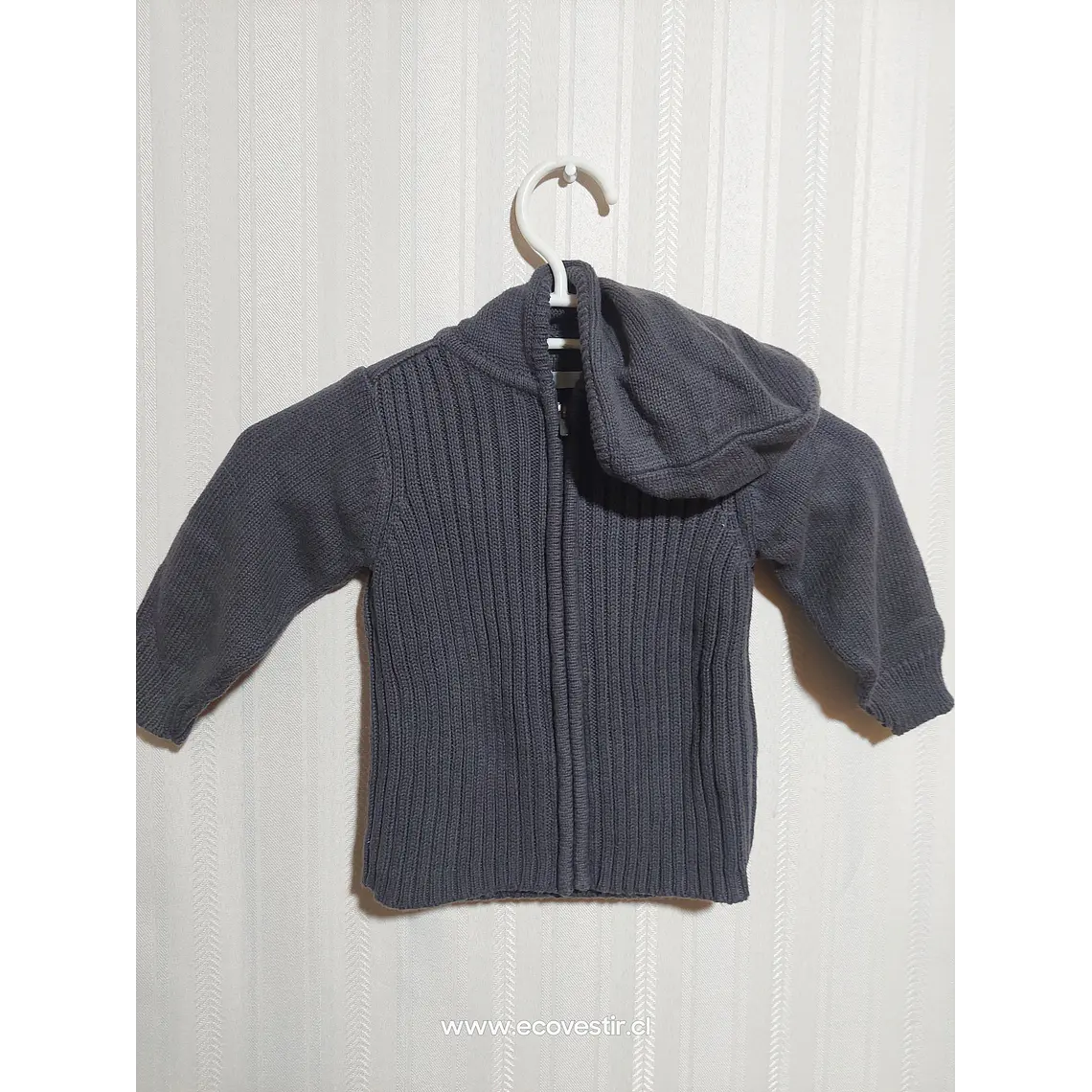 CHALECO CIERRE C/GORRO NIÑO GRIS TALLA 18M 1