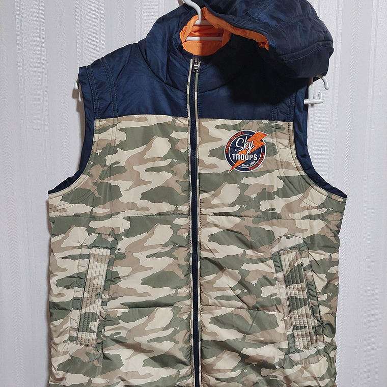 PARKA S/M NIÑO C/GORRO CAMUFLAJE TALLA 12 1