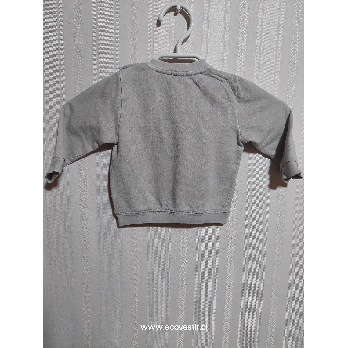 POLERÓN BABY GRIS PIXEL TALLA 9M 2