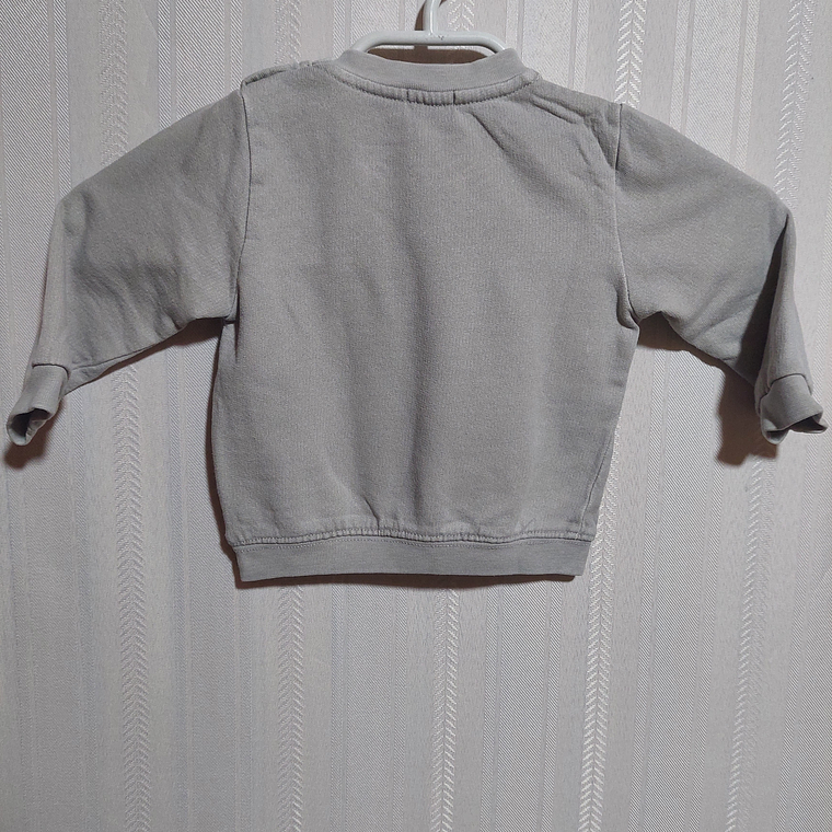 POLERÓN BABY GRIS PIXEL TALLA 9M 2