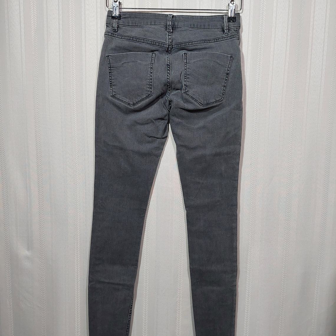 PANTALÓN JEANS GRIS ASOS TALLA 25/32 2