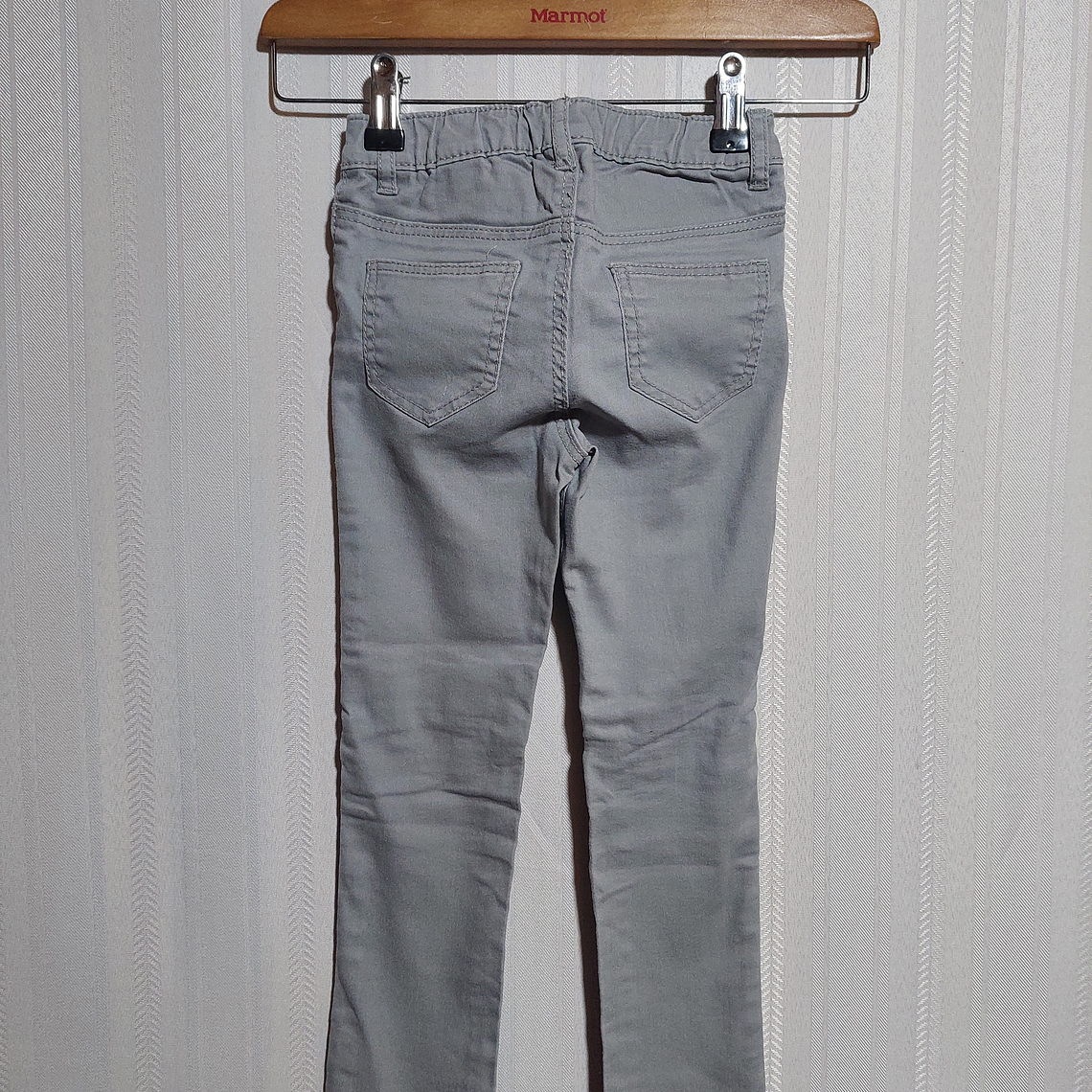 PANTALÓN JEANS GRIS NIÑA H&M TALLA 4-5A 2