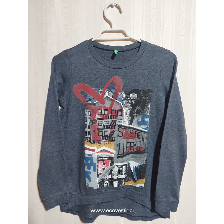 POLERA GRIS JUVENIL CON ESTAMPADO BENETTON TALLA XL (10-11A) 1