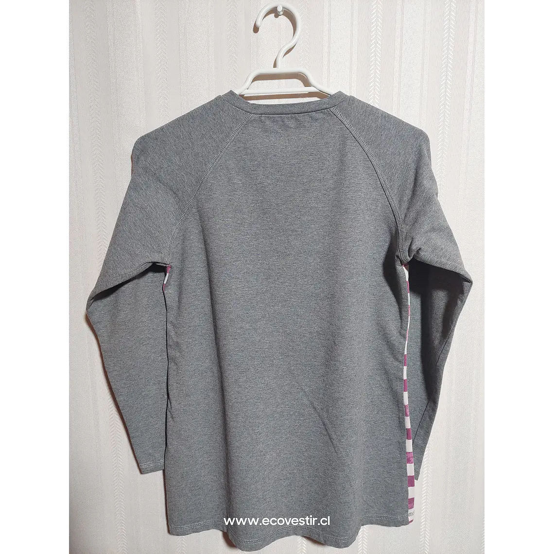 POLERA ML JUVENIL GRIS ESTAMPADA SARABANDA TALLA 16A  2