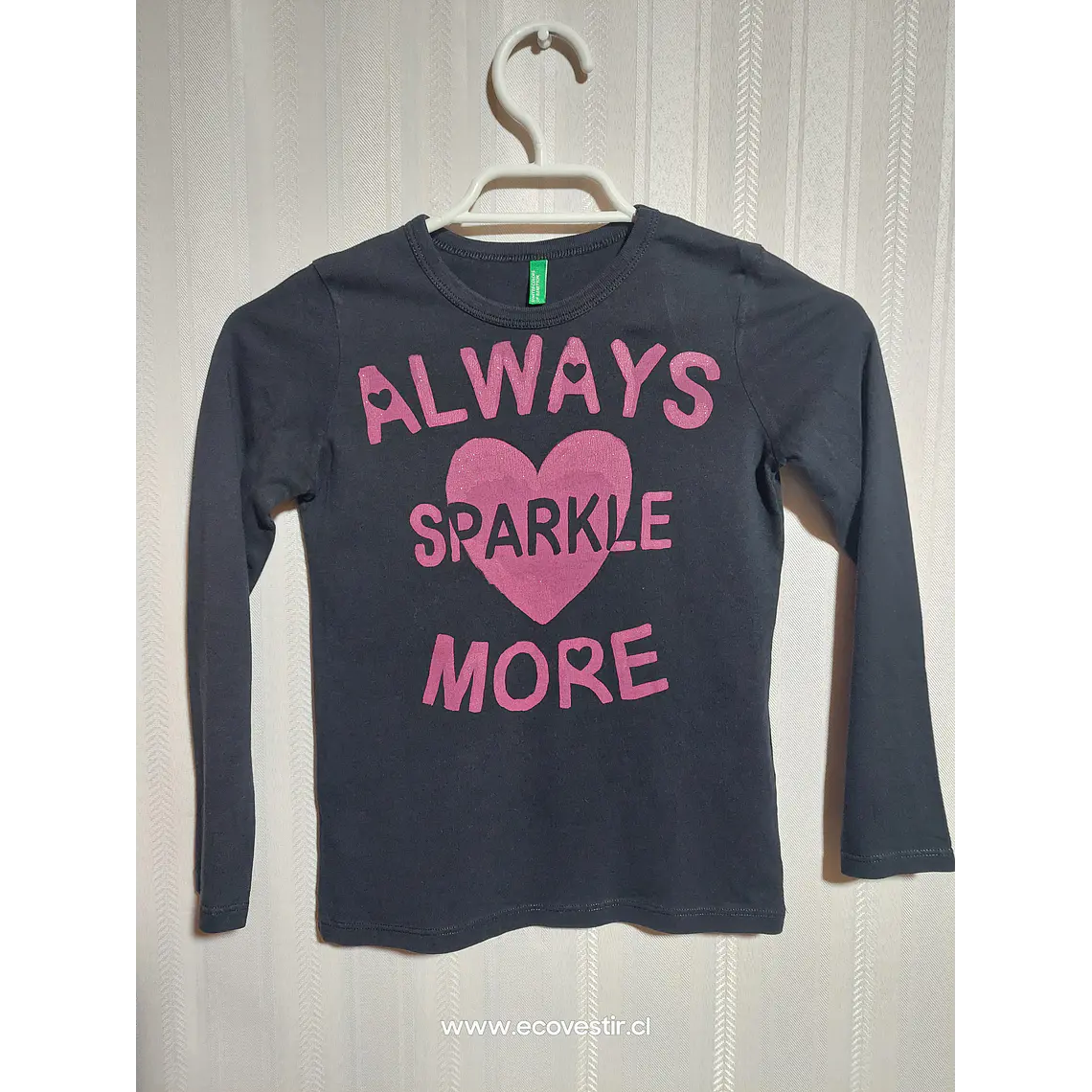 POLERA ML NIÑA NEGRO ESTAMPADO BENETTON TALLA 6-7A  1