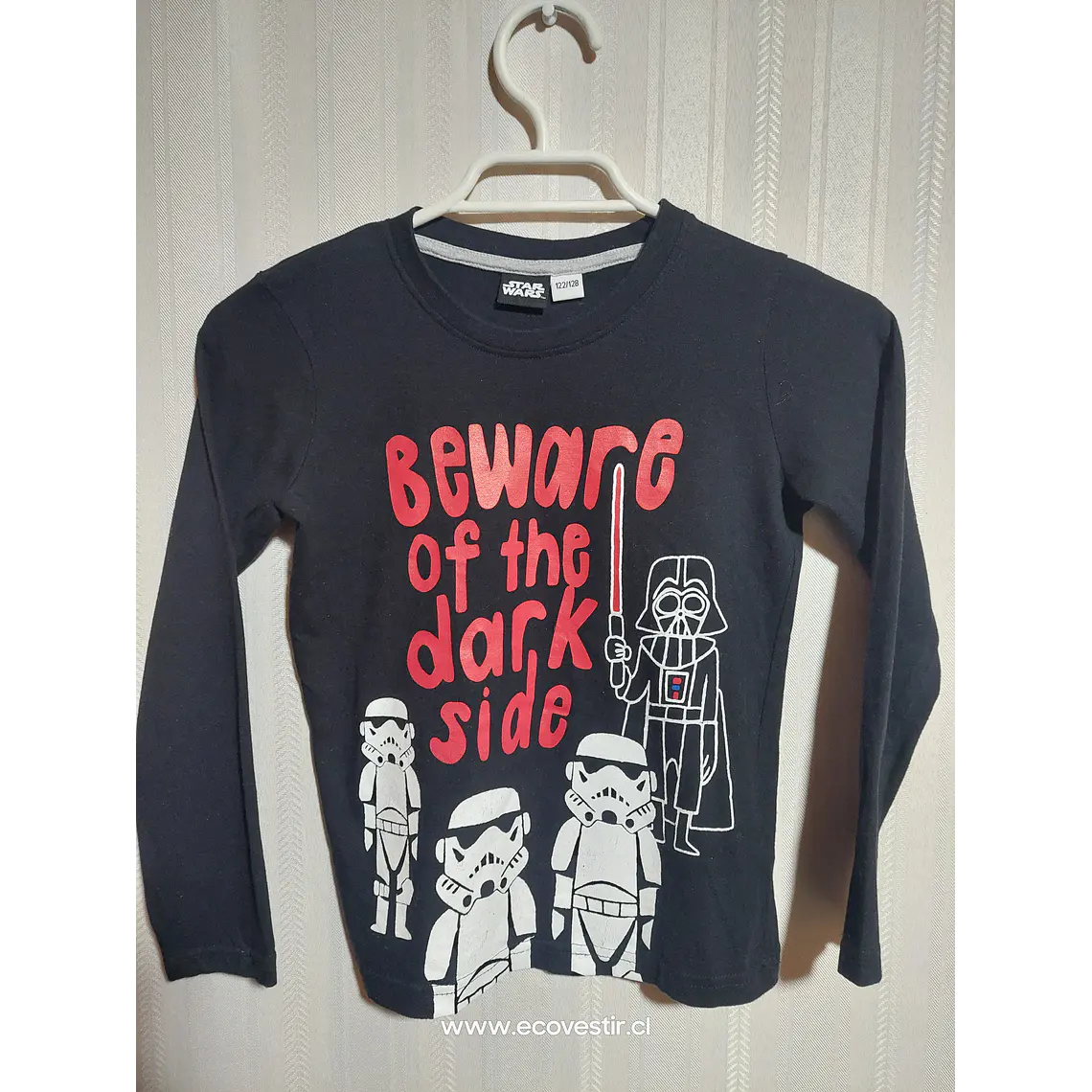 POLERA ML NIÑO NEGRO C/ESTAMPADO STAR WARS TALLA 122/128 1