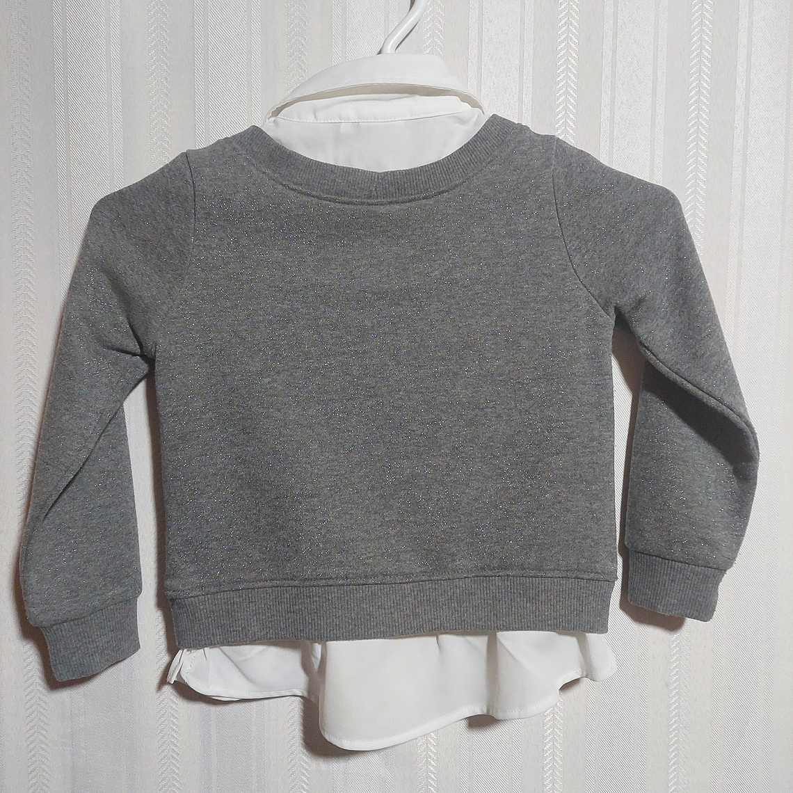 SWEATER NIÑA GRIS PRIMIGI TALLA 5A 2