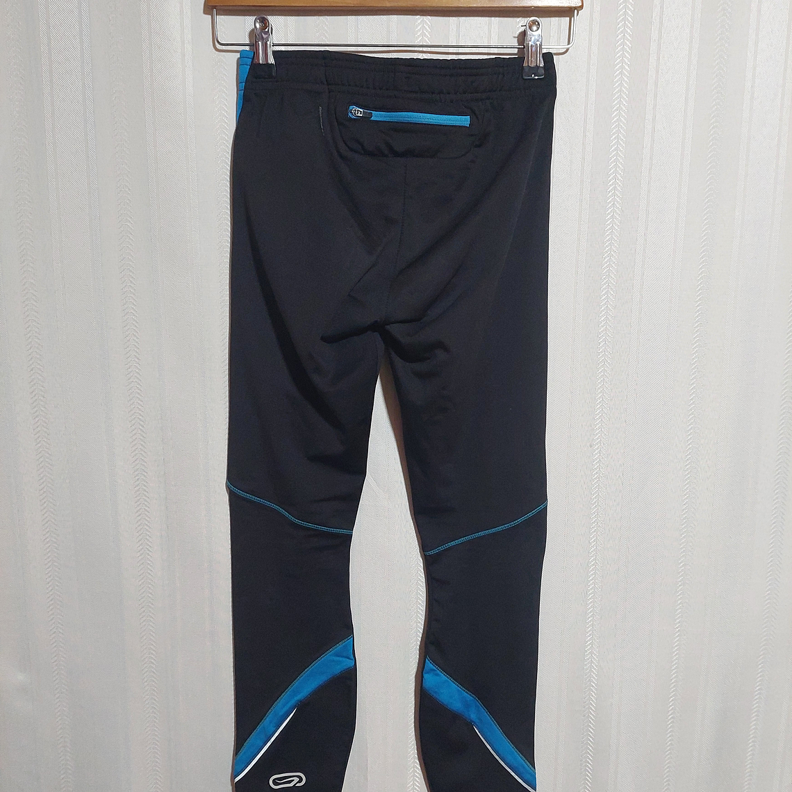 CALZA DEPORTIVA NIÑA  NEGRO/CELESTE KALENJI TALLA S 2