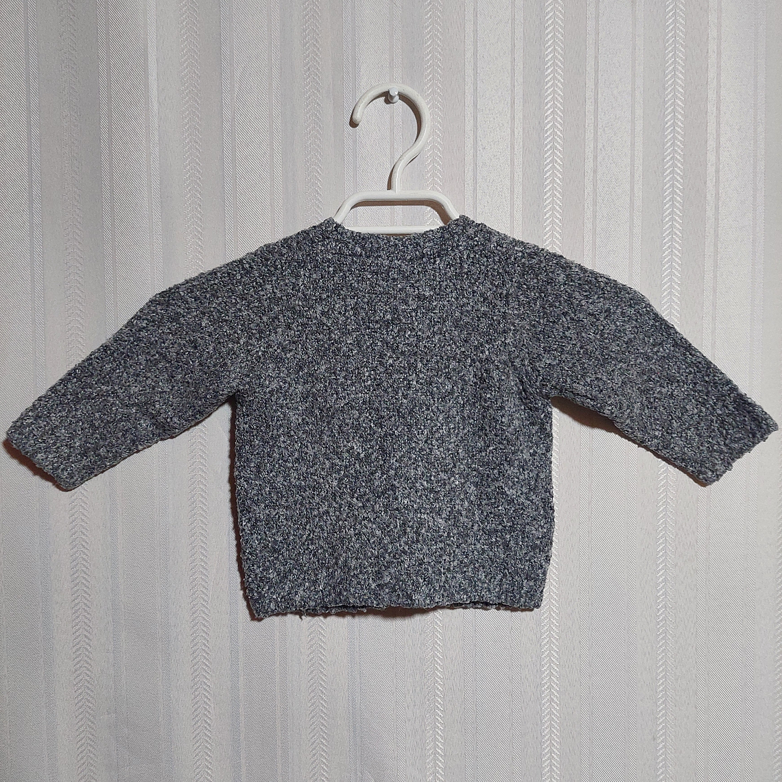 CHALECO BOTON BEBÉ GRIS FAGOTTINO TALLA 6-9M 2