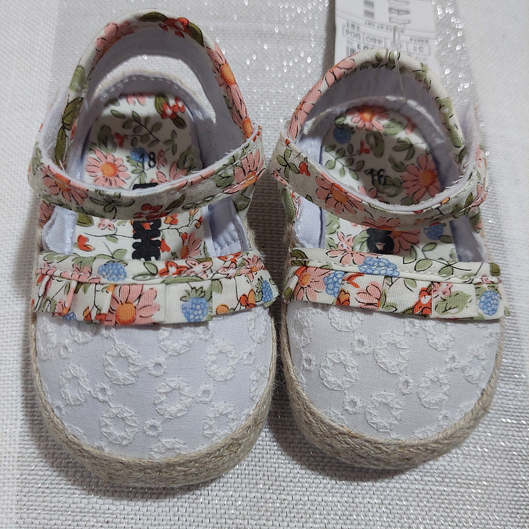 CALZADO BEBÉ FLORES BACHE 16 2