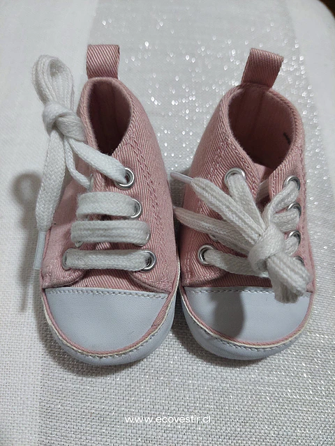 Zapatilla Bebé Rosado T 16