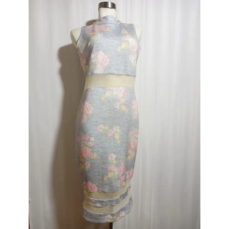 VESTIDO CASUAL FLOREADO  KARDASHIAN TALLA 38 L 1