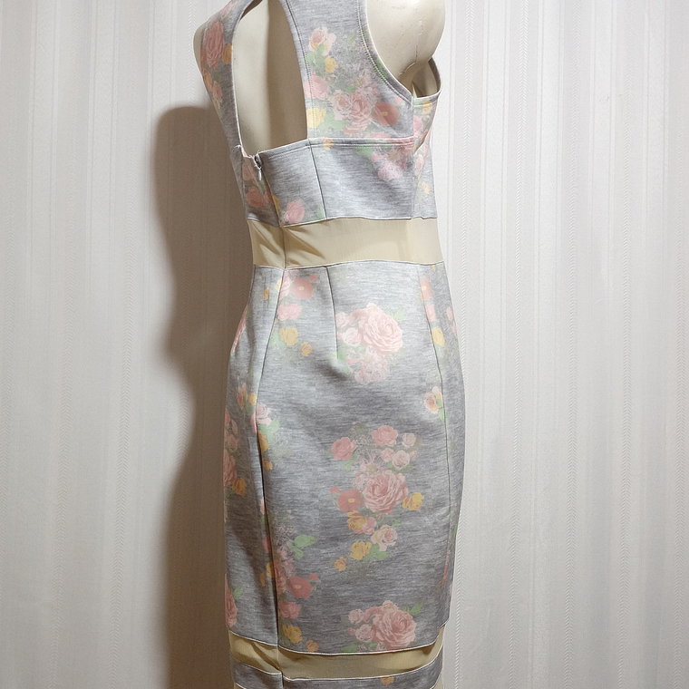 VESTIDO CASUAL FLOREADO  KARDASHIAN TALLA 38 L 2