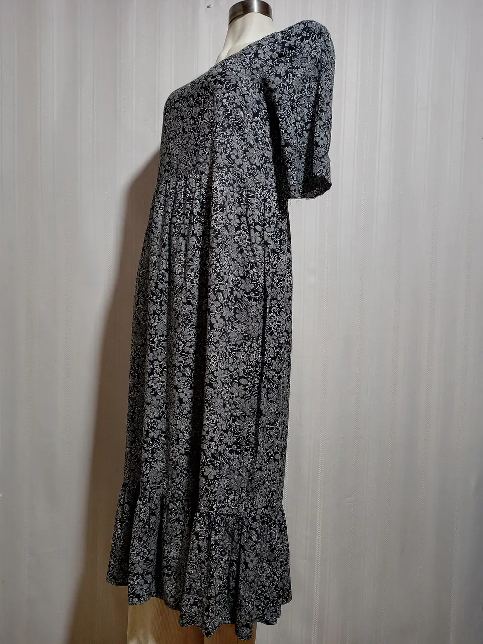 VESTIDO CASUAL GRIS TALLA M 1