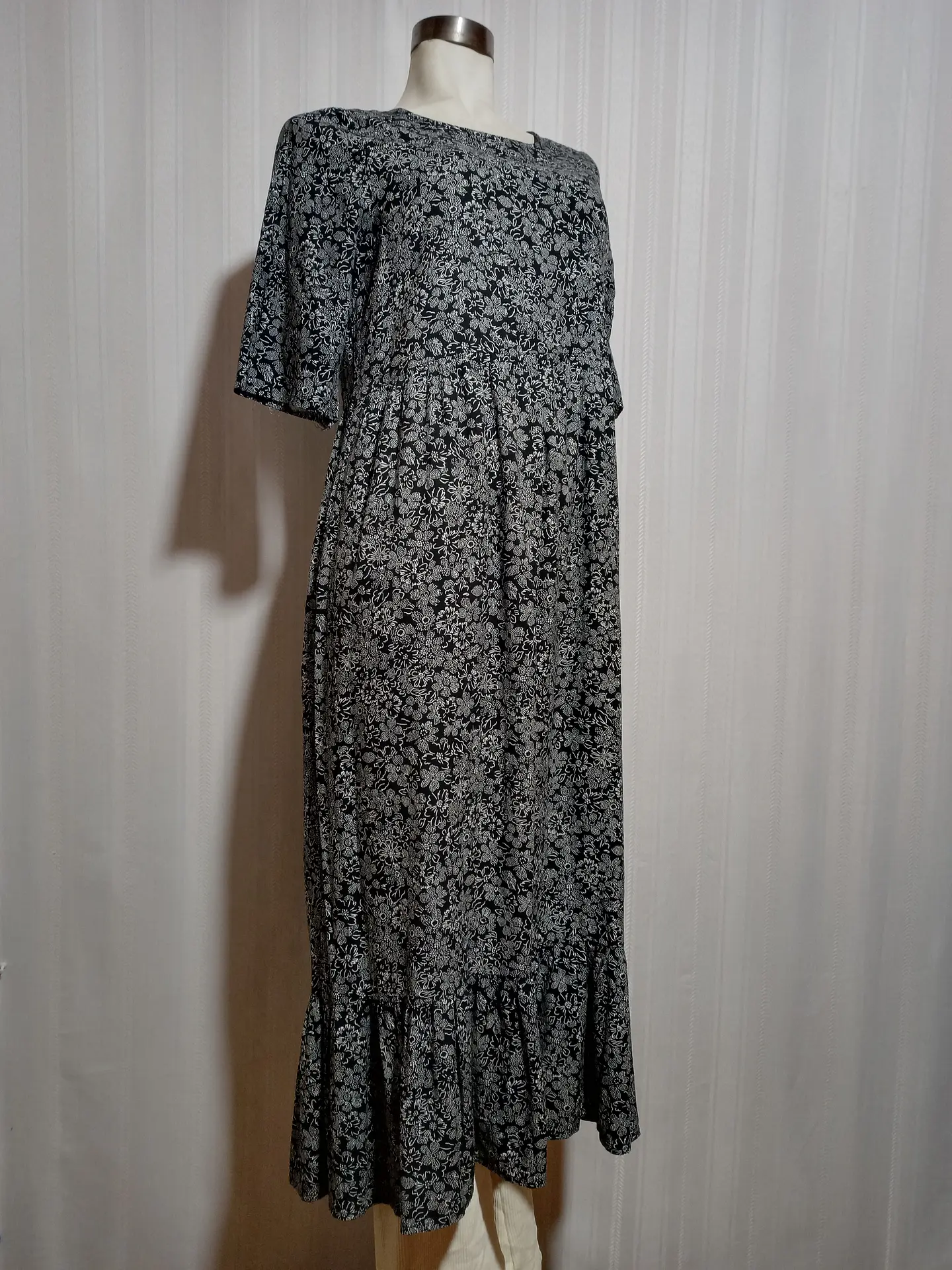 VESTIDO CASUAL GRIS TALLA M 2