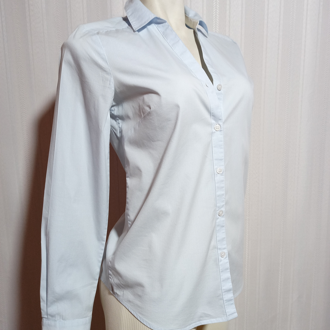 BLUSA CELESTE H&M TALLA 36 1