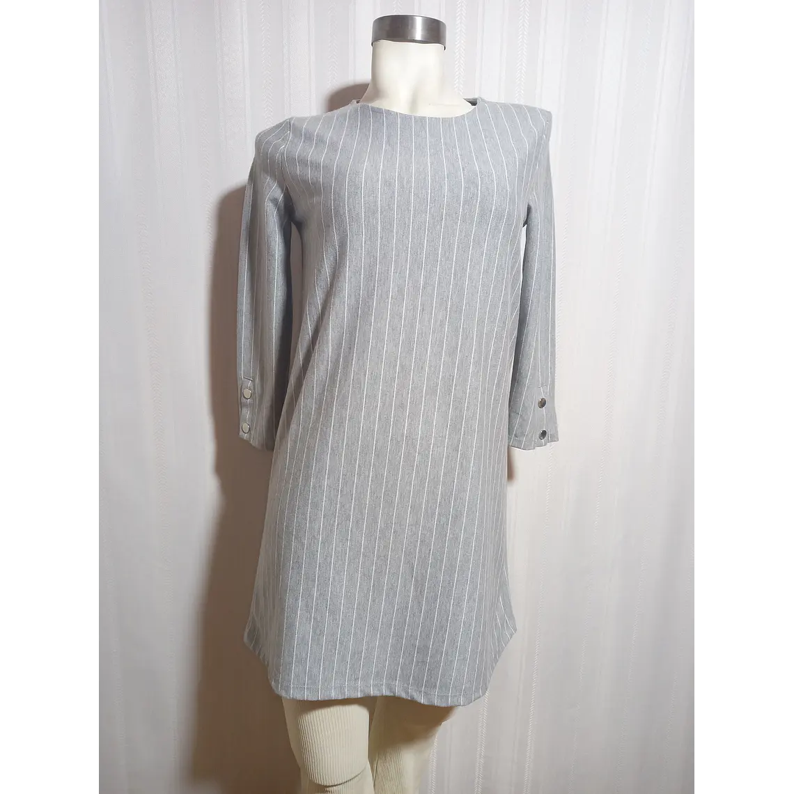 VESTIDO GRIS BERSHKA TALLA S 2