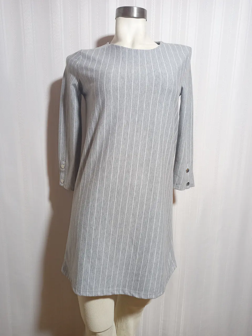 VESTIDO GRIS BERSHKA TALLA S 2