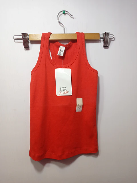 POLERA NIÑA S/M ROJO ZARA KIDS TALLA 4-5