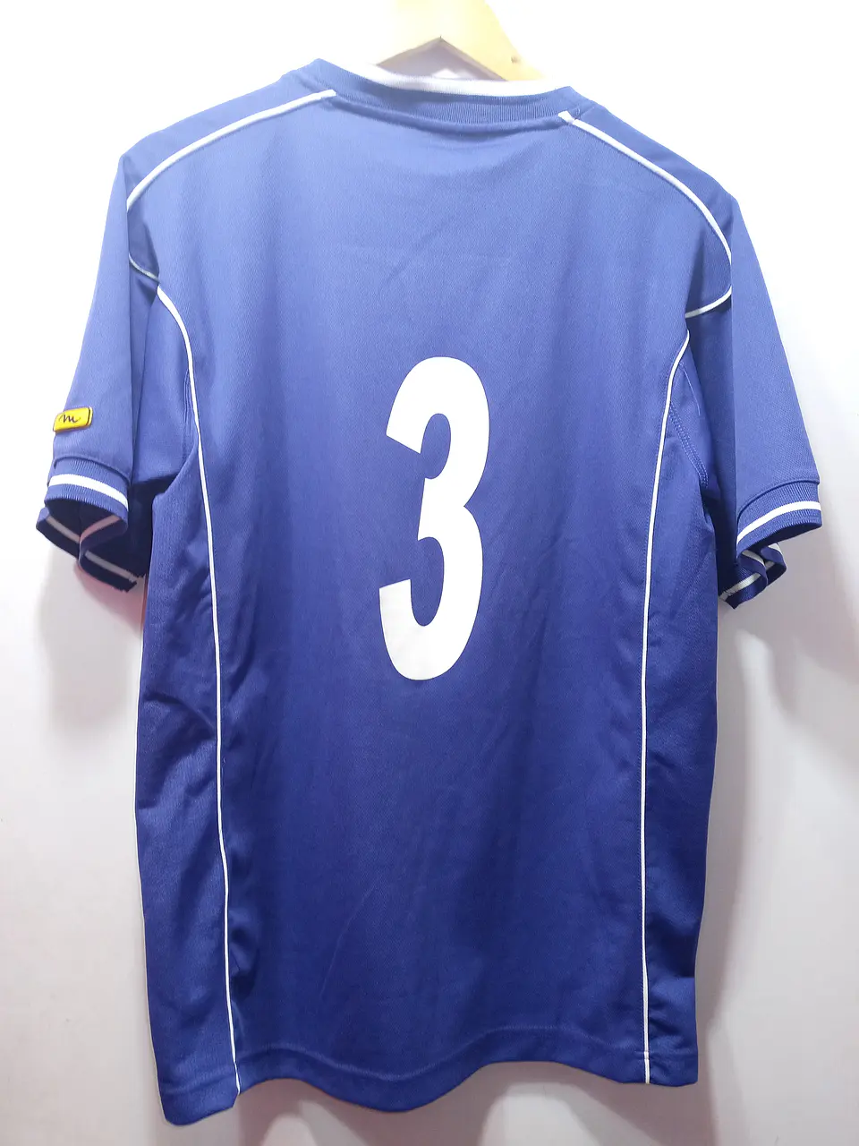 POLERA VIOLETA N°3 MASS TALLA M 2