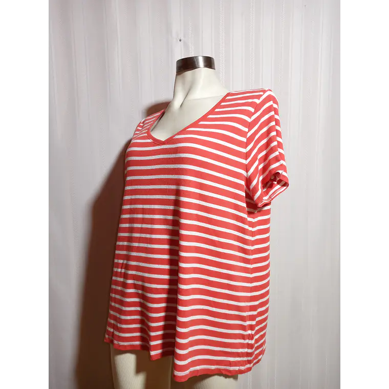 POLERA OLDNAVY TALLA XXL 1