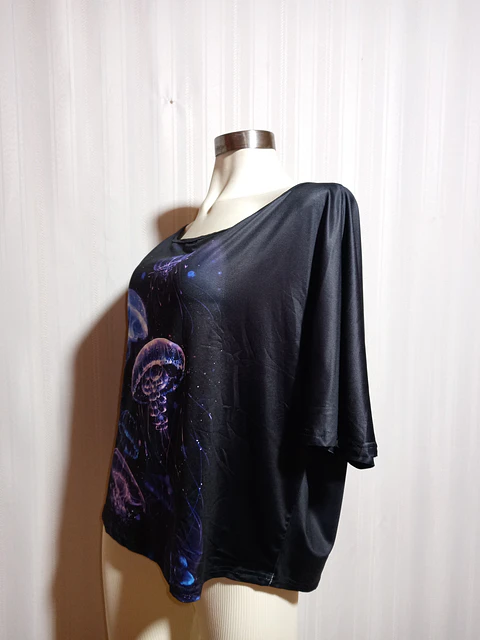 POLERA ESTAMPADA DRESSFO TALLA 42