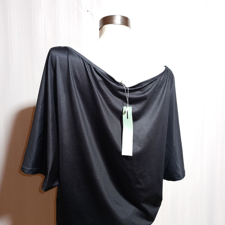 POLERA ESTAMPADA DRESSFO TALLA 42 3