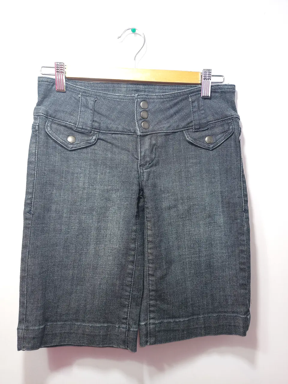 SHORT JEANS NEGRO DENIM DYNAMITE TALLA 24 1