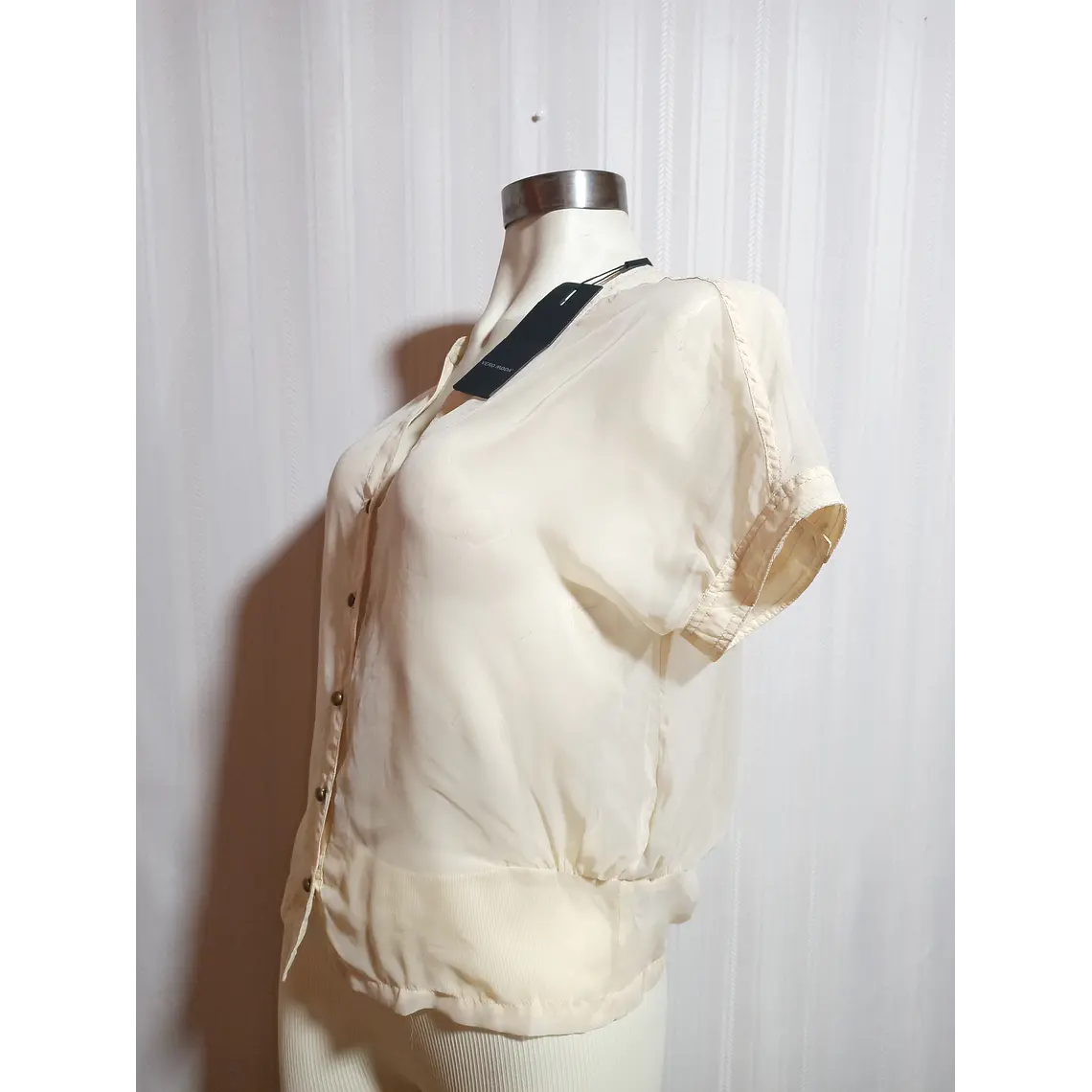 BLUSA BEIGE VERO MODA TALLA XS 1
