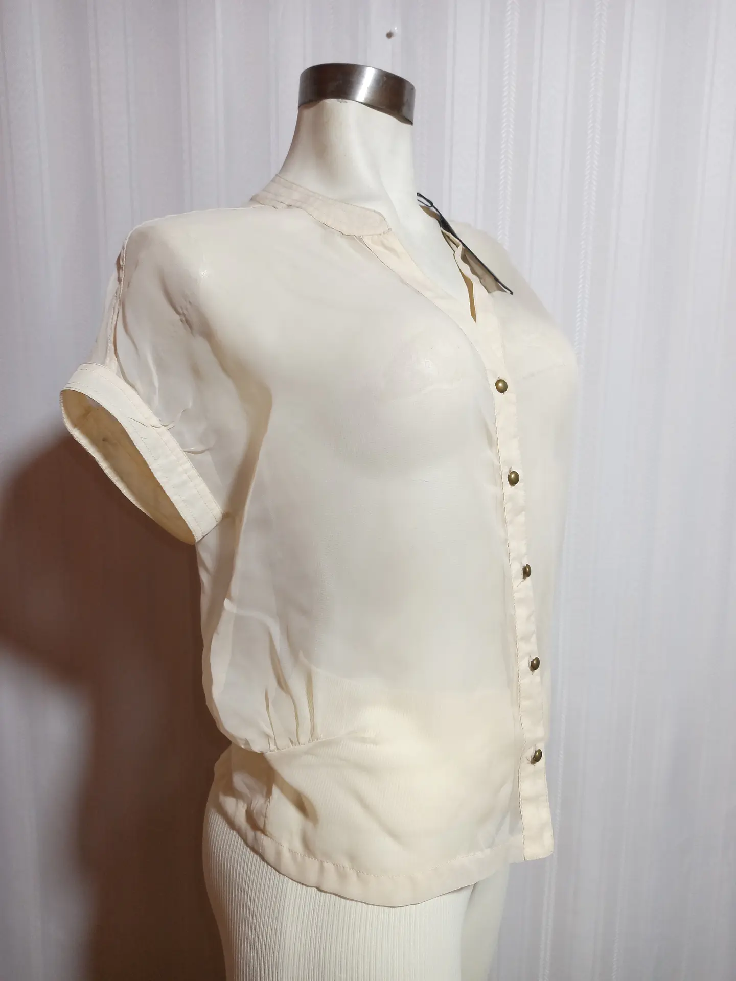 BLUSA BEIGE VERO MODA TALLA XS 3