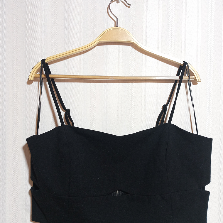 CROP TOP NEGRO HAVE TALLA 3X  1