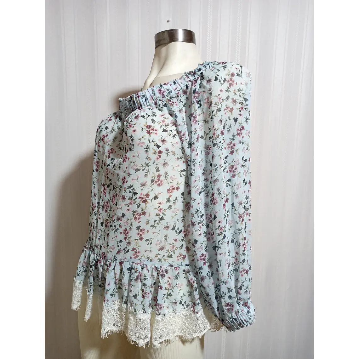 BLUSA ESTAMPADO MANGO TALLA M 1
